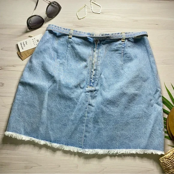 Billabong x Salty Blonde 🏝️ Denim Skirt - Picture 9 of 13